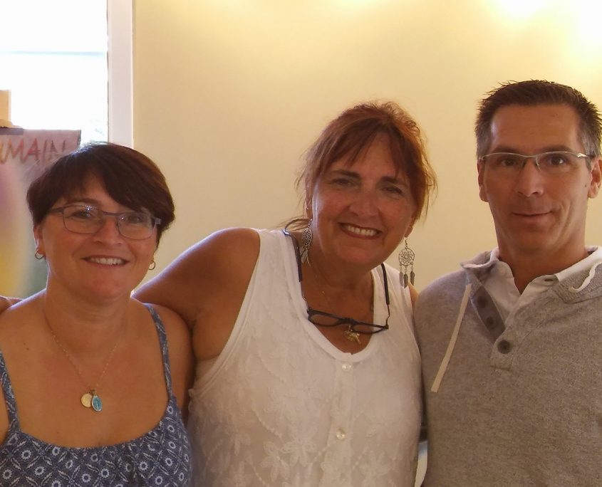 Louise De L'Étoile en compagnie de Linda Taylor et Sylvain Grenier